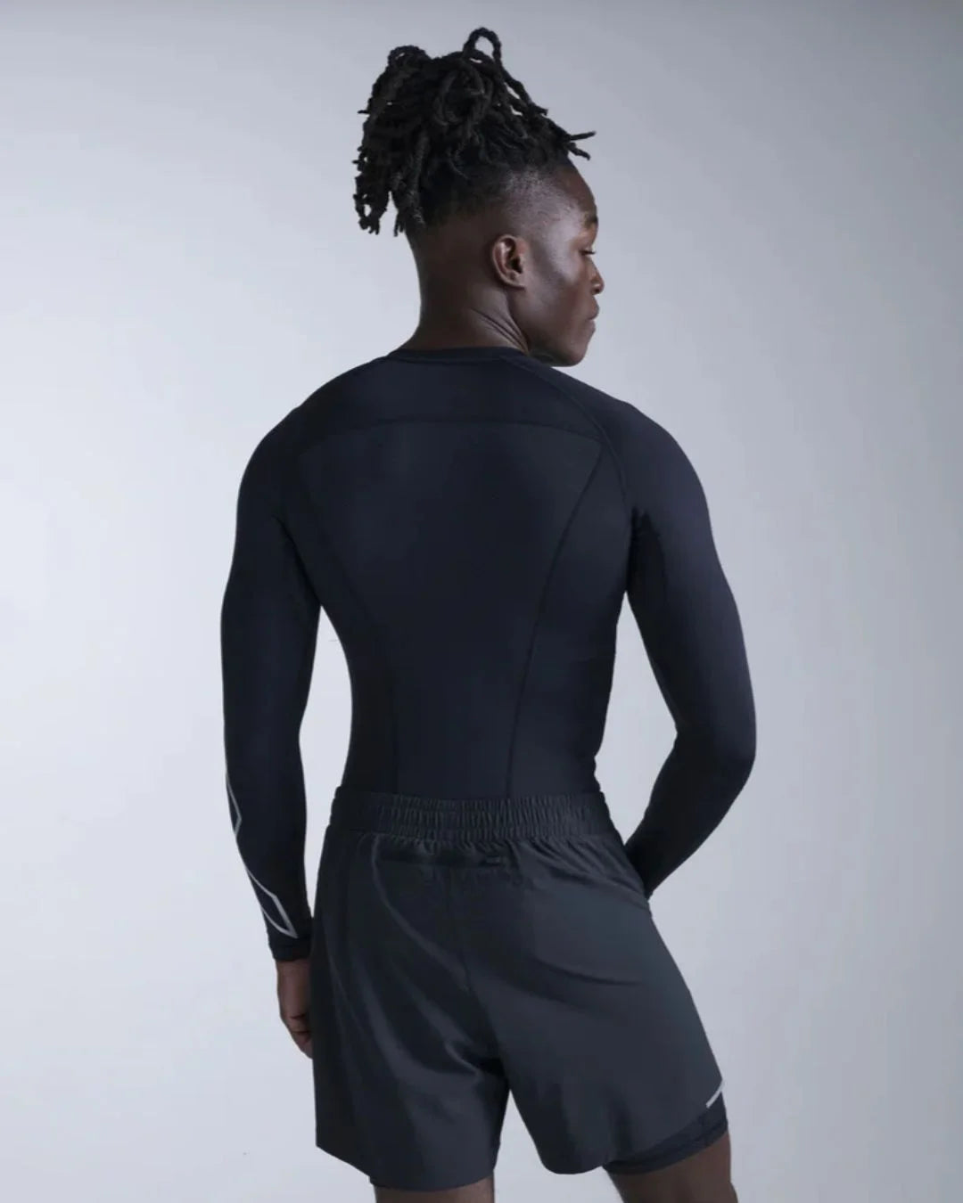 2XU Core Compression Long Sleeve Men Top on triQUIP Sports