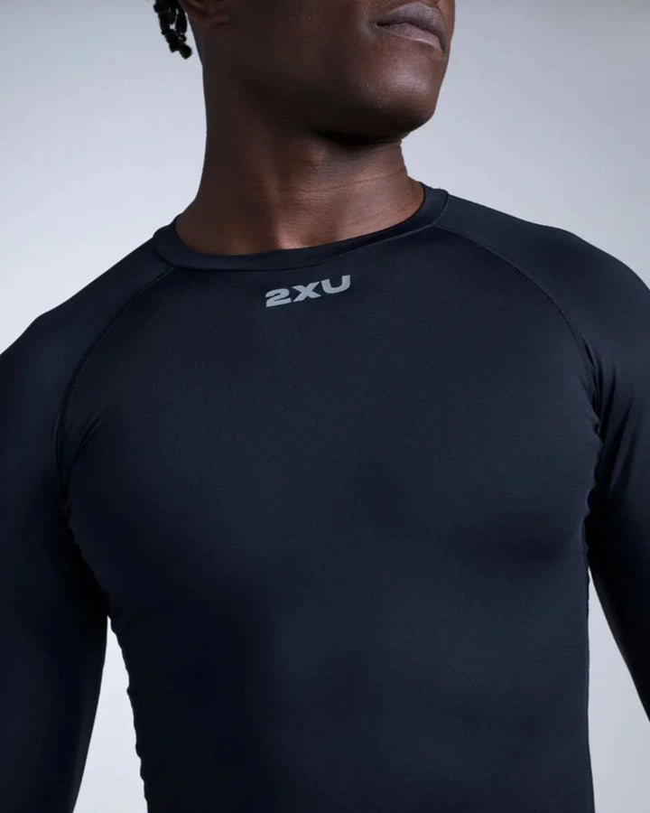 2XU Core Compression Long Sleeve Men Top on triQUIP Sports