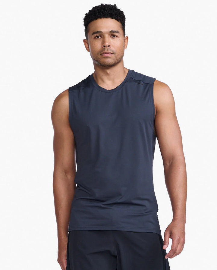 2XU Tee on triQUIP Sports