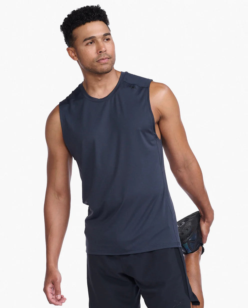 2XU Tee on triQUIP Sports