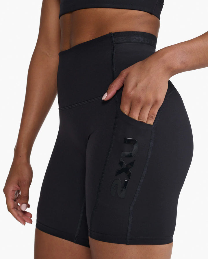 2XU Shorts on triQUIP Sports