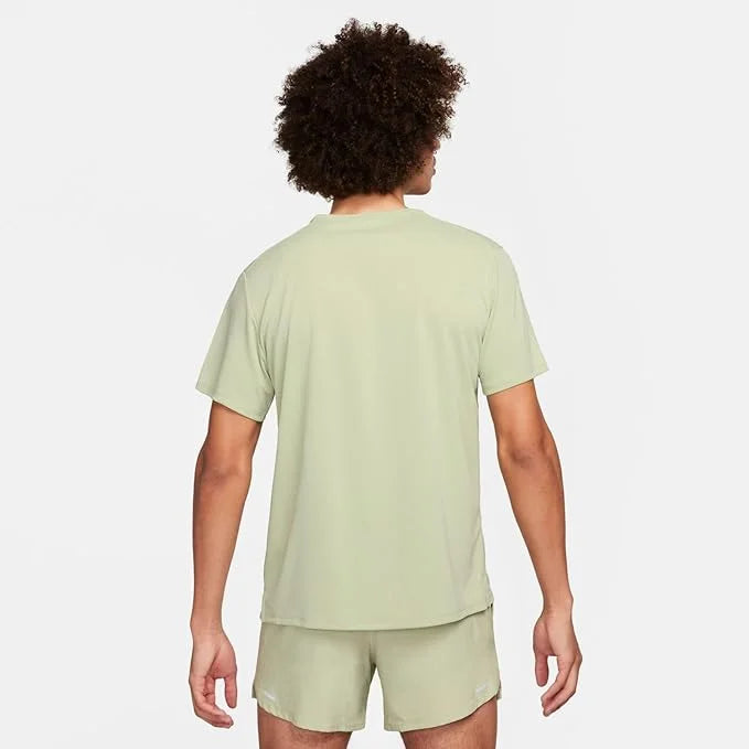 NIKE Dri-FIT UV Miler Men's Short-Sleeve Running Top - Sea Glass/Olive Aura/Htr/Reflective Silver