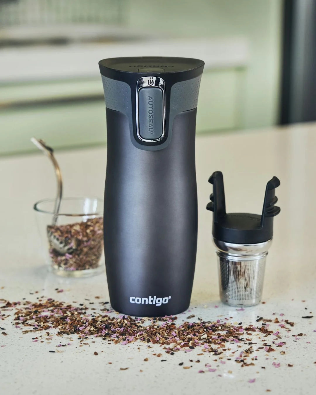 CONTIGO AUTOSEAL™ West Loop Travel Mug, 470ml - Gun Metal on triQUIP Sports