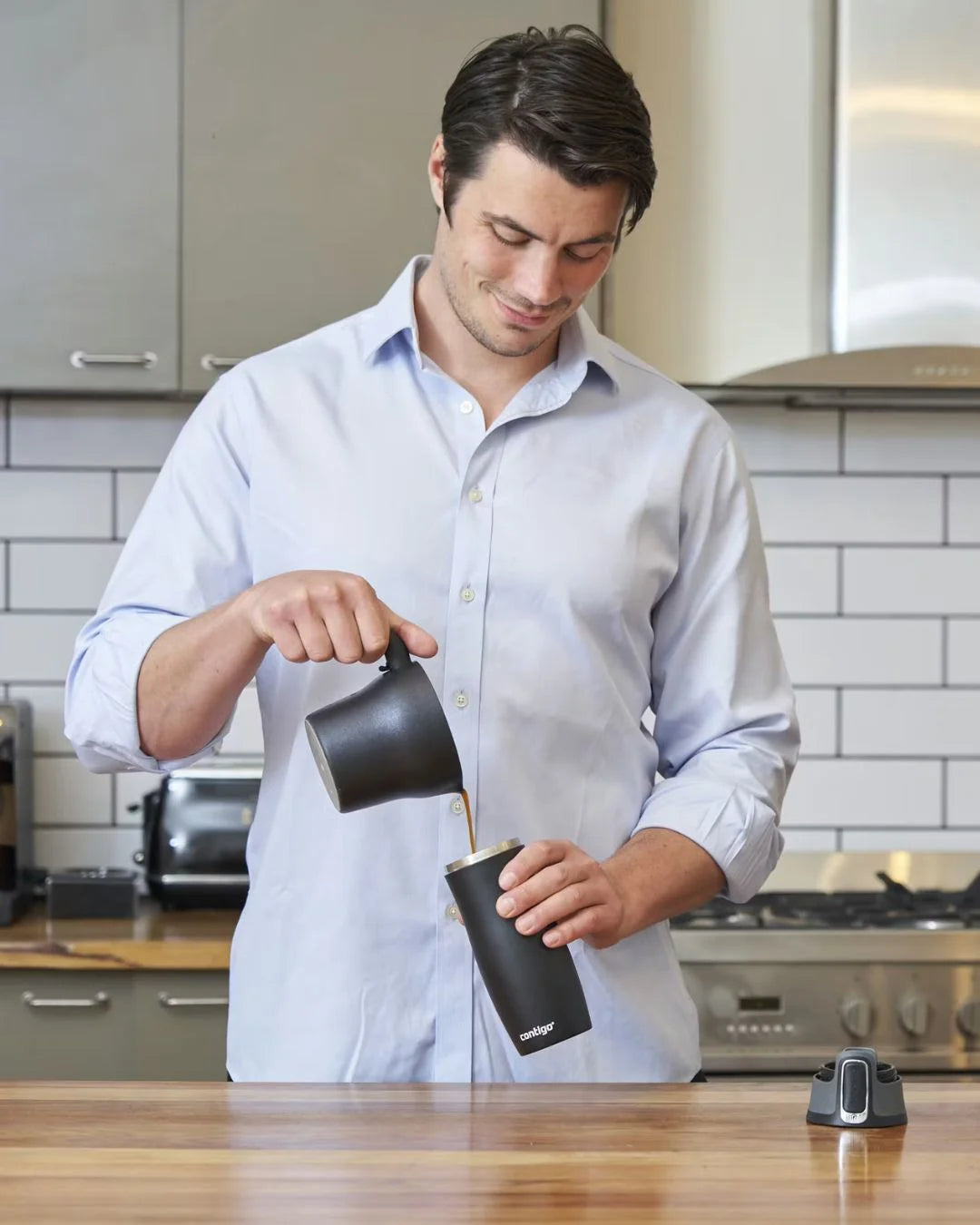 CONTIGO AUTOSEAL™ West Loop Travel Mug, 470ml - Matte Black on triQUIP Sports