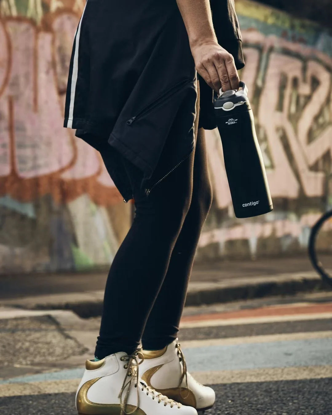 CONTIGO Ashland Chill AUTOSPOUT™ Vacuum-Insulated Water Bottle, 590 ml on triQUIP Sports