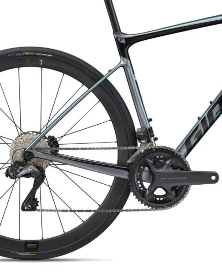 GIANT Defy Advanced Pro 1 Endurance Road Bike on triQUIP Sports