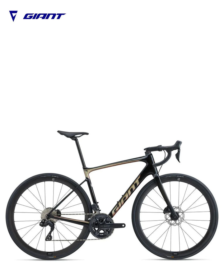 GIANT Defy Advanced Pro 2 Endurance Road Bike on triQUIP Sports
