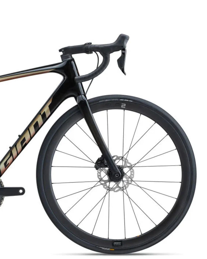 GIANT Defy Advanced Pro 2 Endurance Road Bike on triQUIP Sports