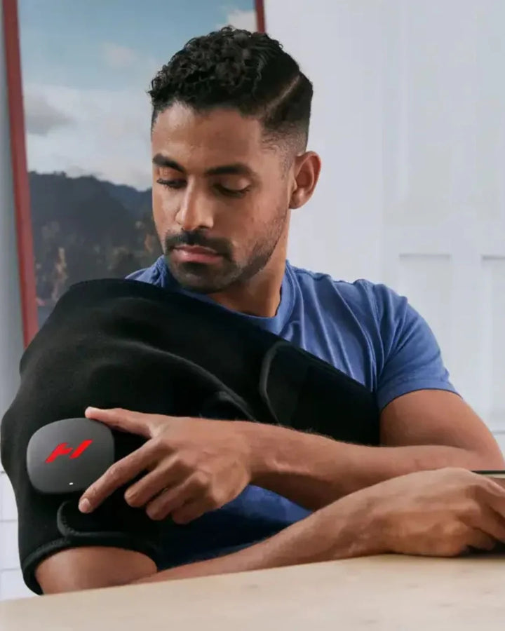 HYPERICE Venom 2 Right Shoulder on triQUIP Sports