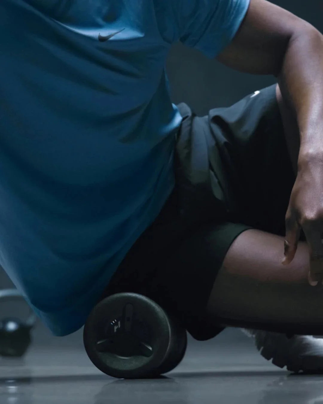 HYPERICE Vyper 3 Massage Recovery Device on triQUIP Sports