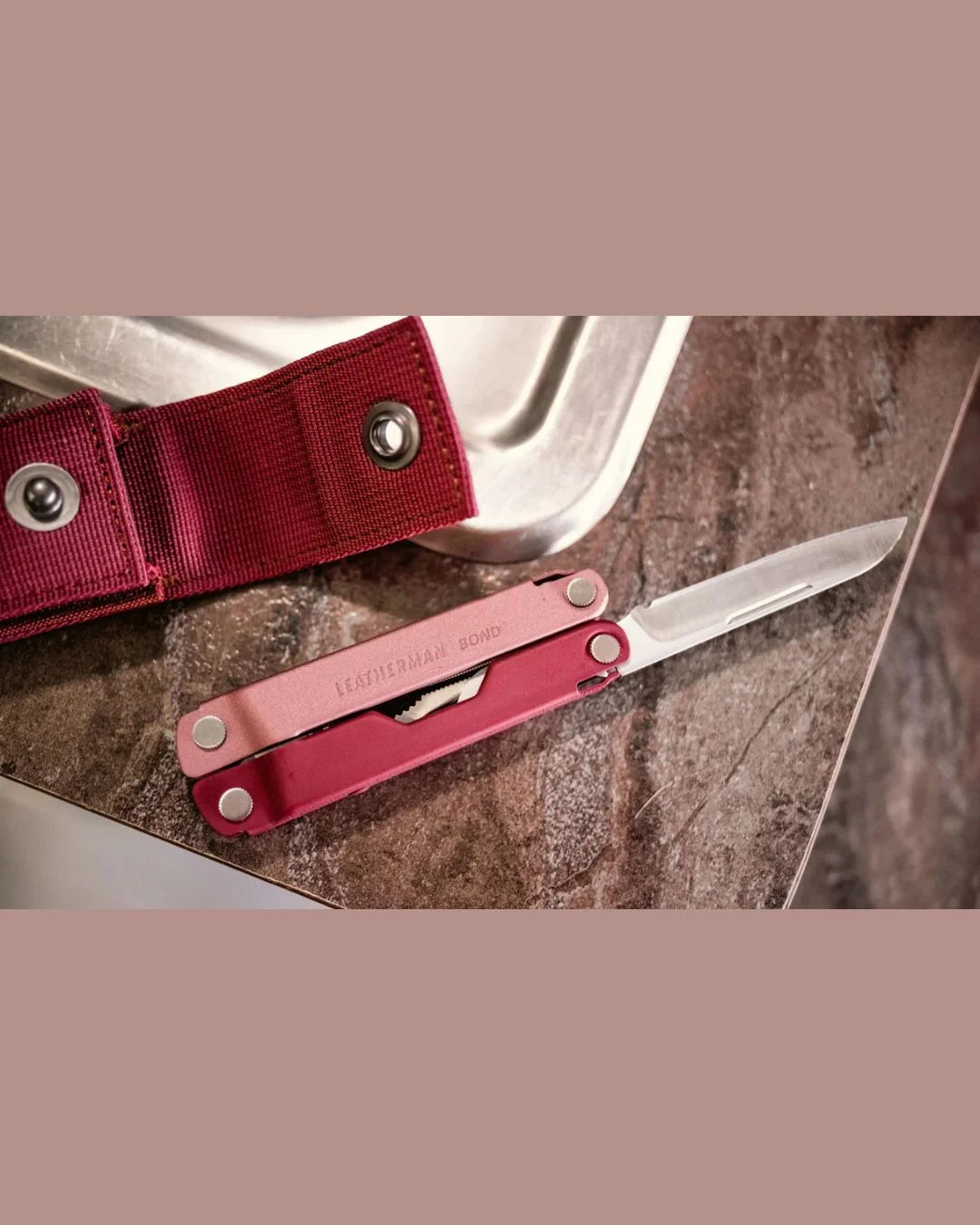 LEATHERMAN Bond Multitool - 14 Tools on triQUIP Sports