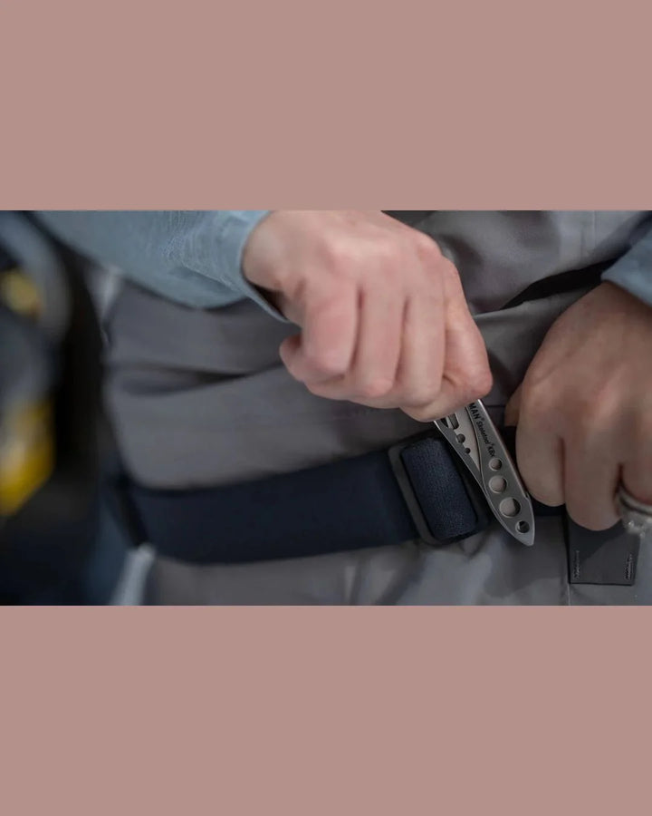 LEATHERMAN Skeletool KBX Multipurpose Tool - 2 Tools on triQUIP Sports