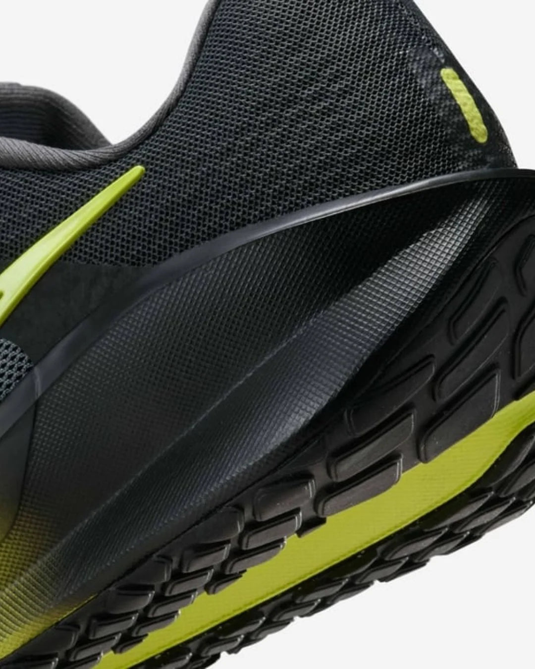 NIKE Downshifter 13 Men Road Running Shoes on triQUIP Sports