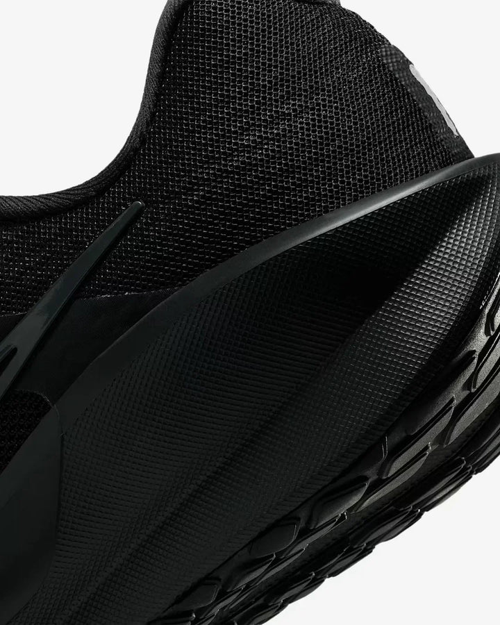 NIKE Downshifter 13 Men Road Running Shoes on triQUIP Sports