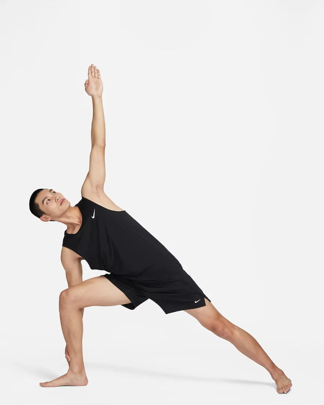 NIKE Dri-FIT Hyverse Men's Sleeveless Fitness Tank Top - Black/White on triQUIP Sports