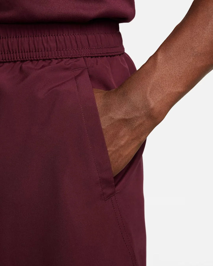 NIKE Dri-Fit Form Men's 7in Unlined Versatile Shorts - Night Maroon/Black
