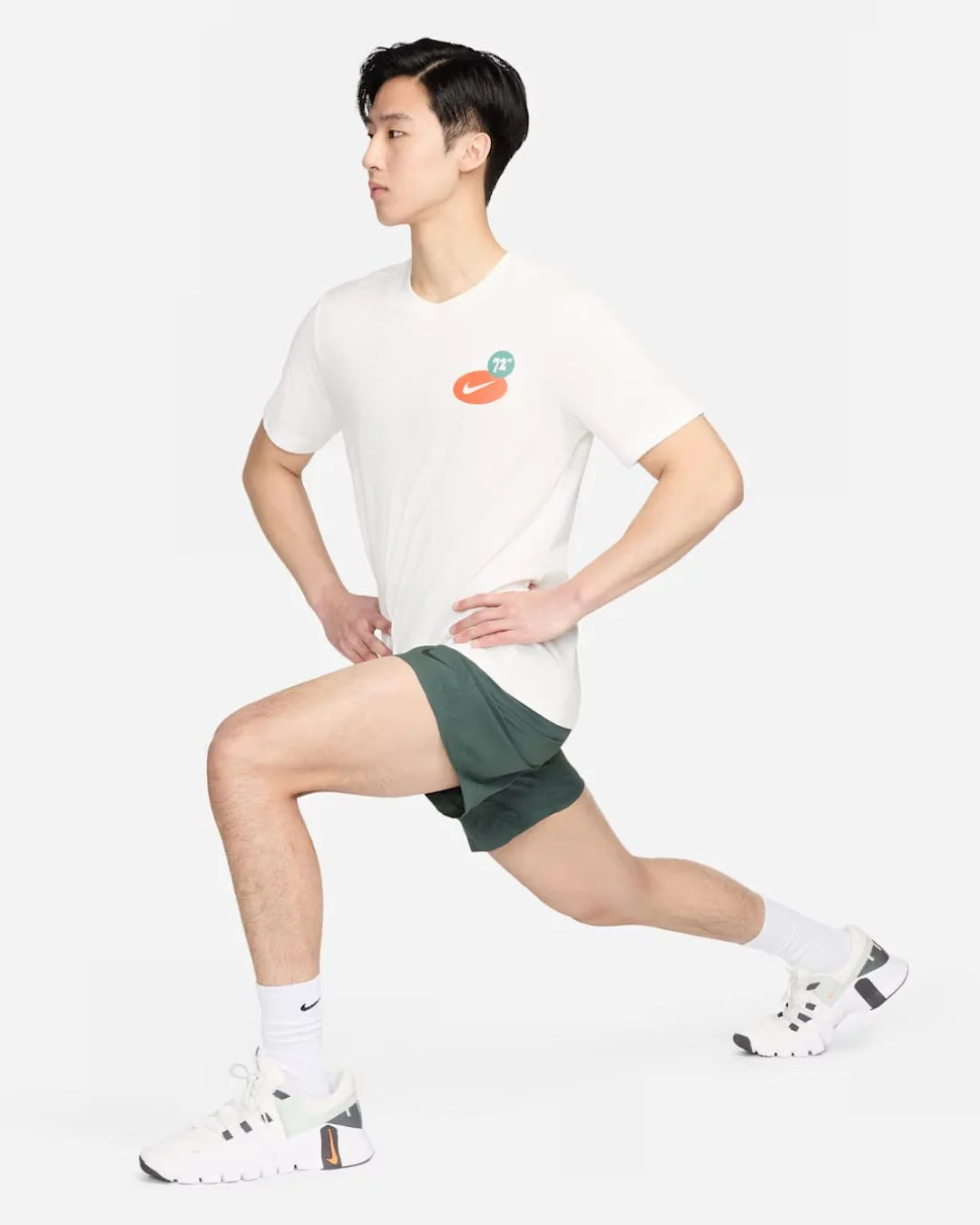NIKE Dri-Fit Form Men's 7in Unlined Versatile Shorts - Vintage Green/Black