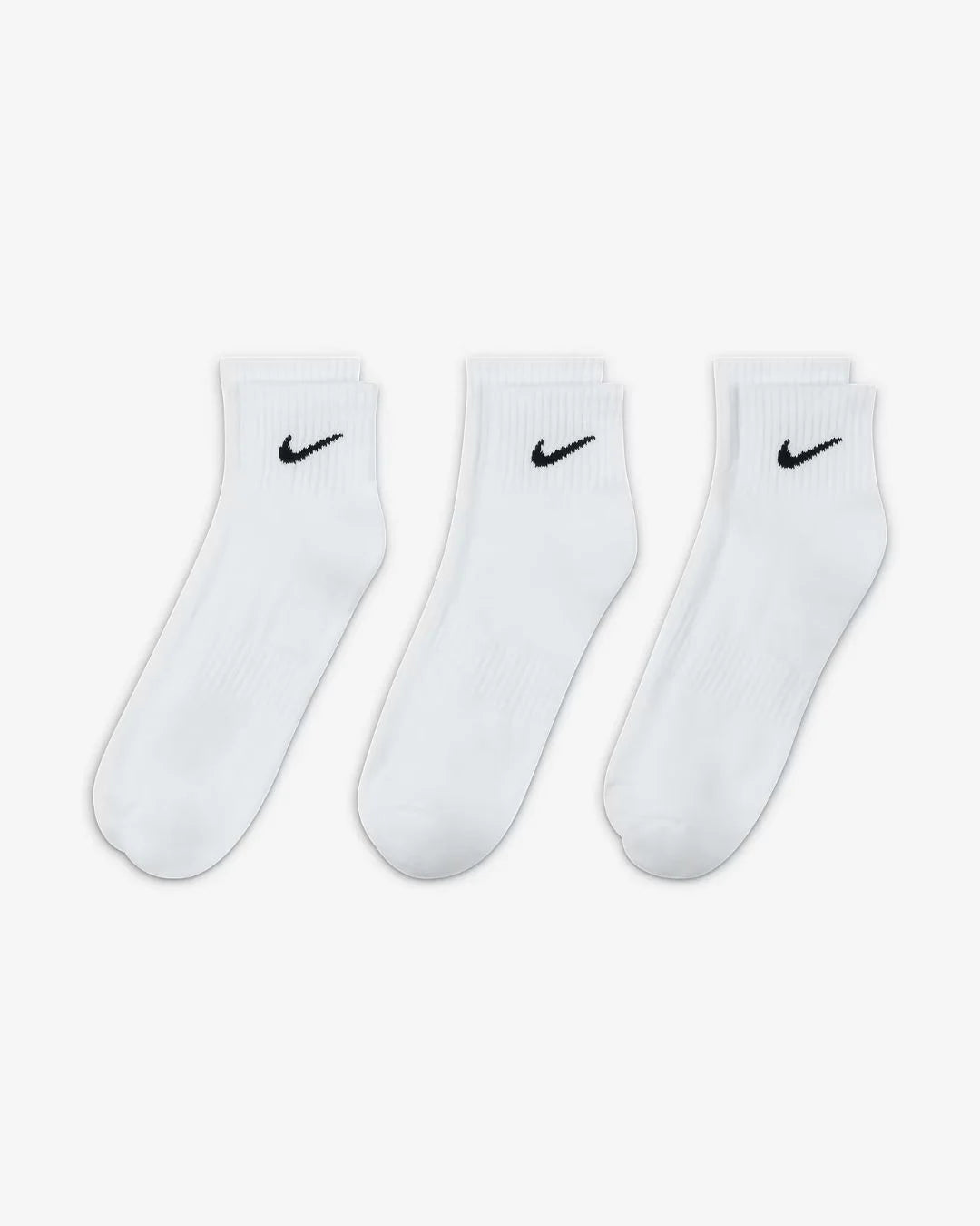 NIKE Everyday Cushioned Training Ankle Socks - 3 Pairs on triQUIP Sports