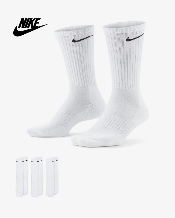 NIKE Everyday Cushioned Training Crew Socks (3 Pairs) on triQUIP Sports