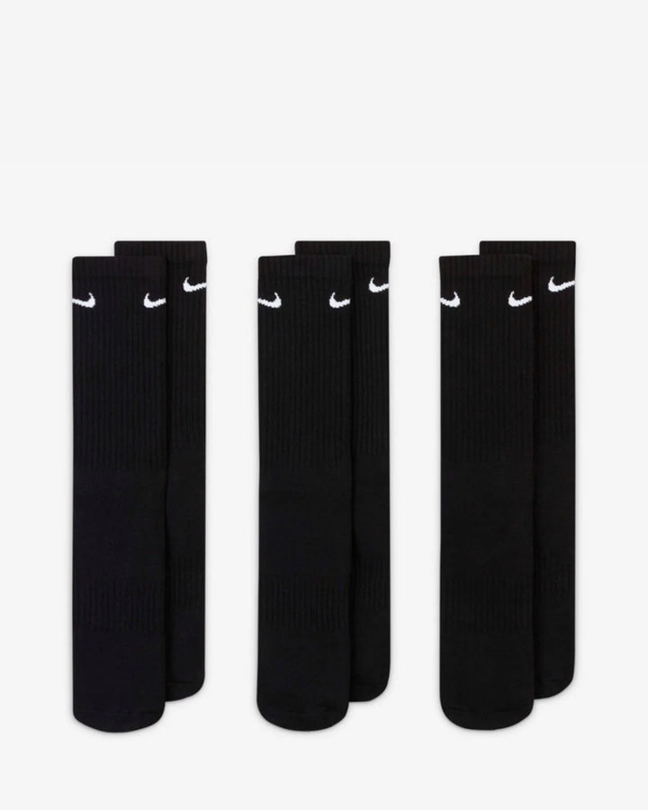 NIKE Everyday Cushioned Training Crew Socks (3 Pairs) - Black/White on triQUIP Sports