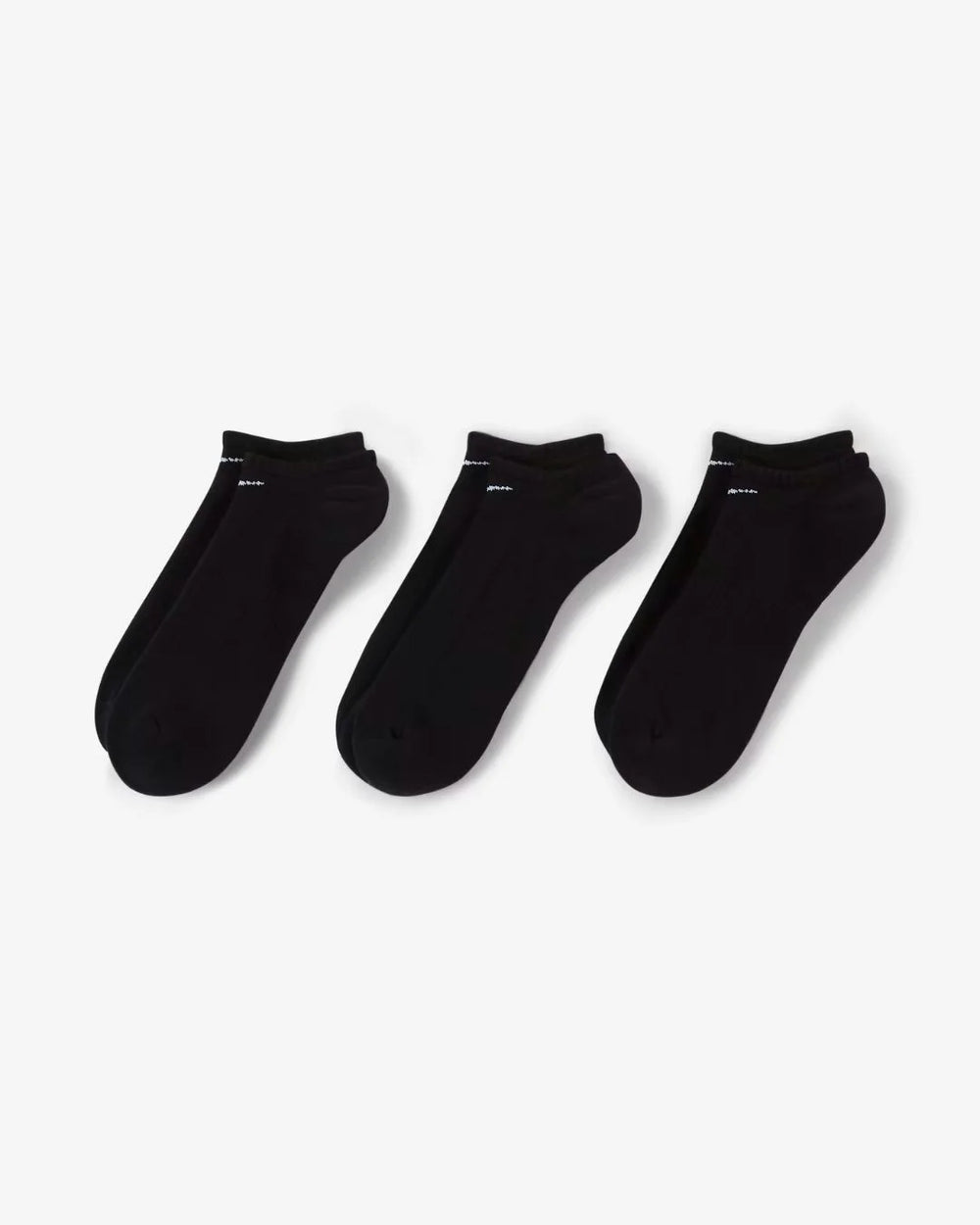 NIKE Everyday Cushioned Training No Show Socks (3-Pairs) on triQUIP Sports