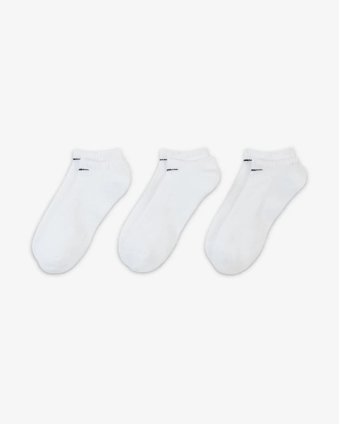 NIKE Everyday Cushioned Training No Show Socks (3-Pairs) on triQUIP Sports