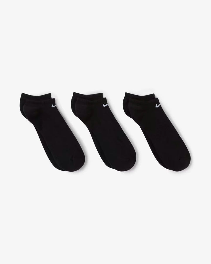 NIKE Everyday Cushioned Training No Show Socks (3-Pairs) on triQUIP Sports