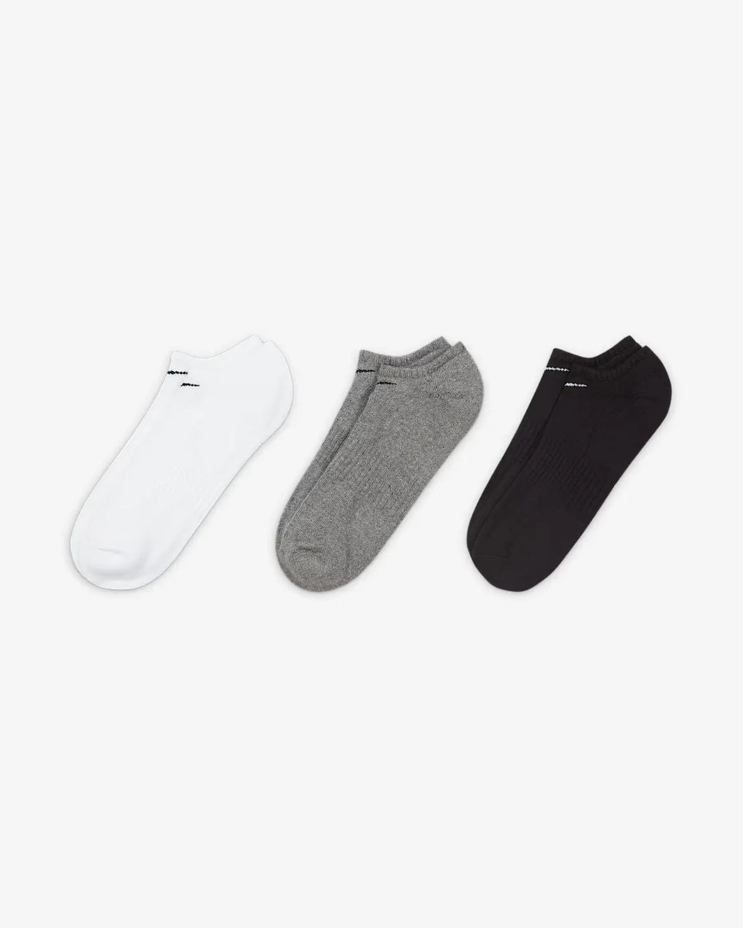 NIKE Everyday Cushioned Training No Show Socks (3-Pairs) on triQUIP Sports