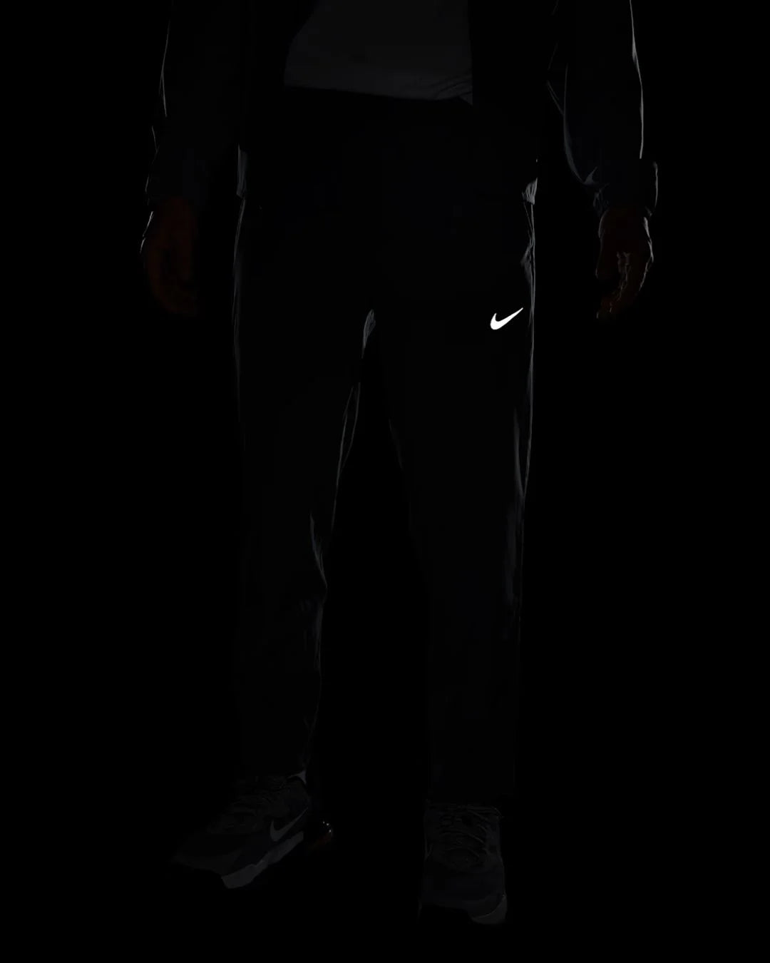 NIKE Form Men's Dri-Fit Open Hem Versatile Trousers on triQUIP Sports