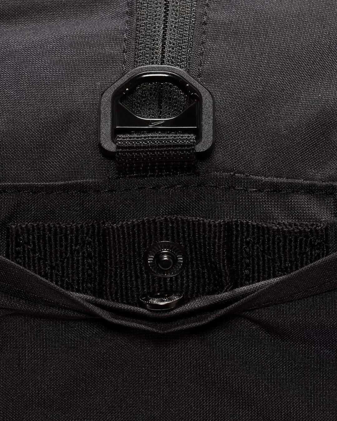 NIKE Gym Club Duffel Bag (24L) on triQUIP Sports