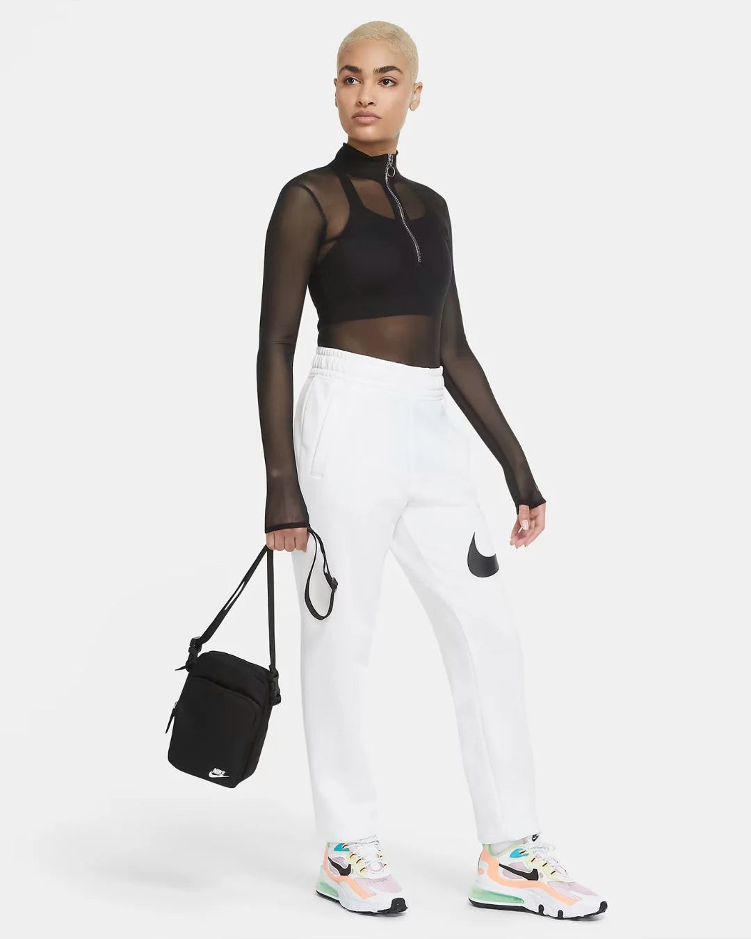 NIKE Heritage Cross Body Bag (4L) on triQUIP Sports