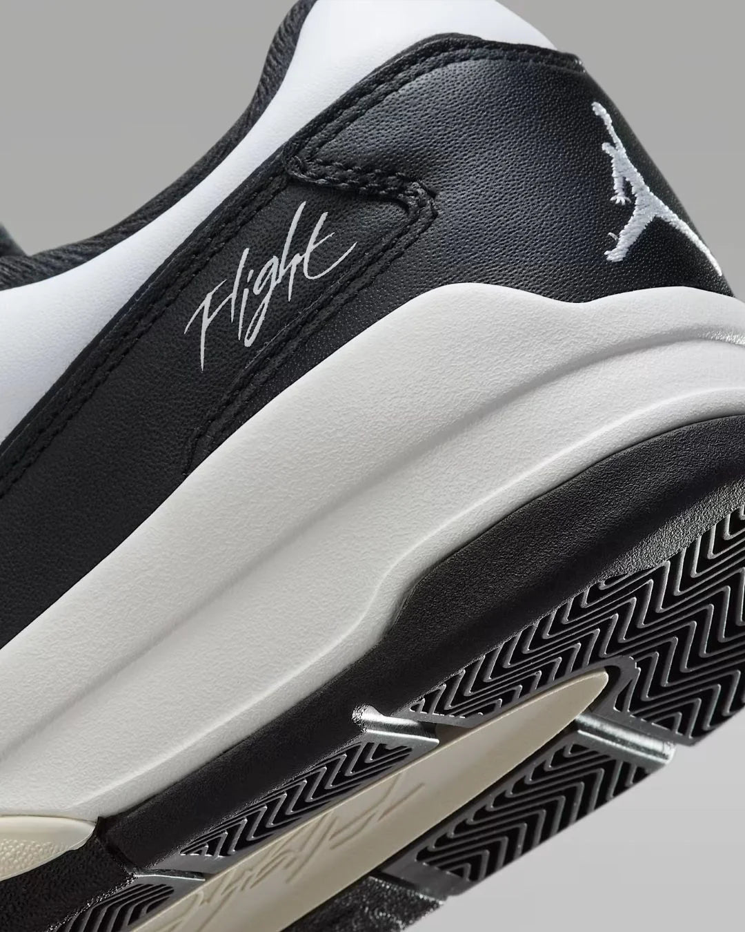 NIKE Jordon Flight Court Men's Shoes on triQUIP Sports