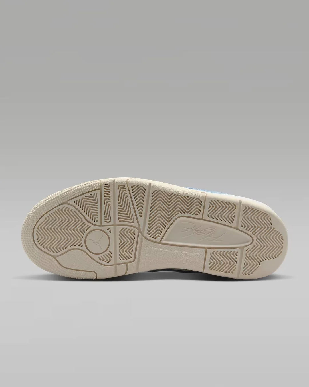 NIKE Jordon Flight Court SE Women's Shoes on triQUIP Sports