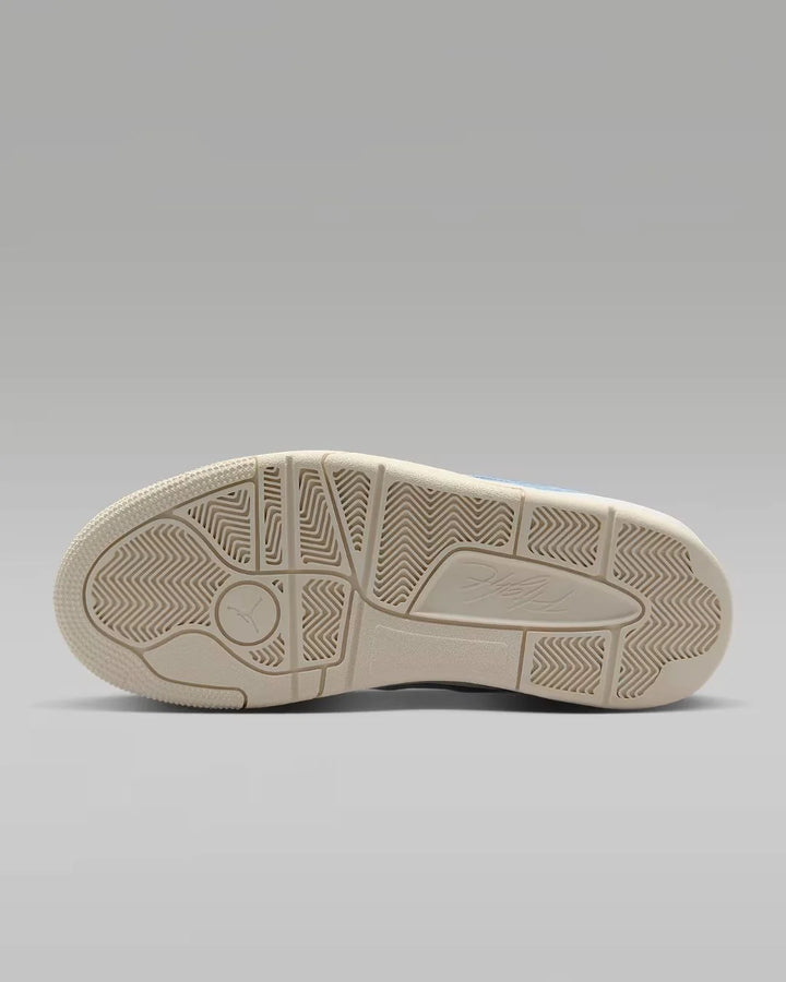 NIKE Jordon Flight Court SE Women's Shoes on triQUIP Sports