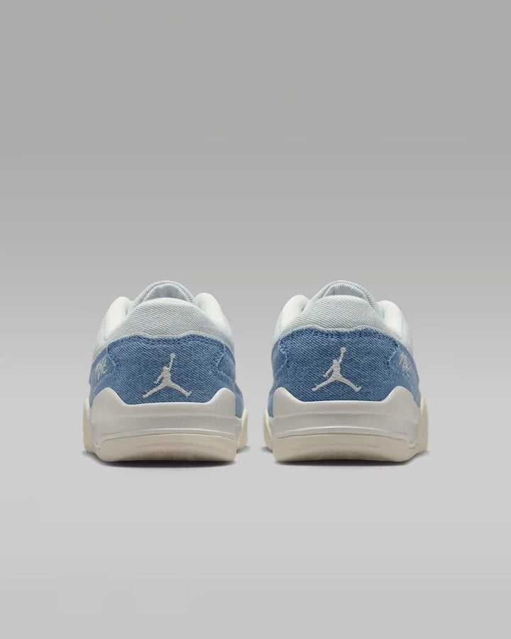 NIKE Jordon Flight Court SE Women's Shoes on triQUIP Sports