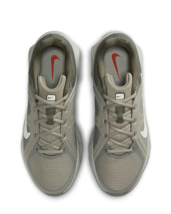 NIKE Metro Tek Men's Shoes on triQUIP Sports