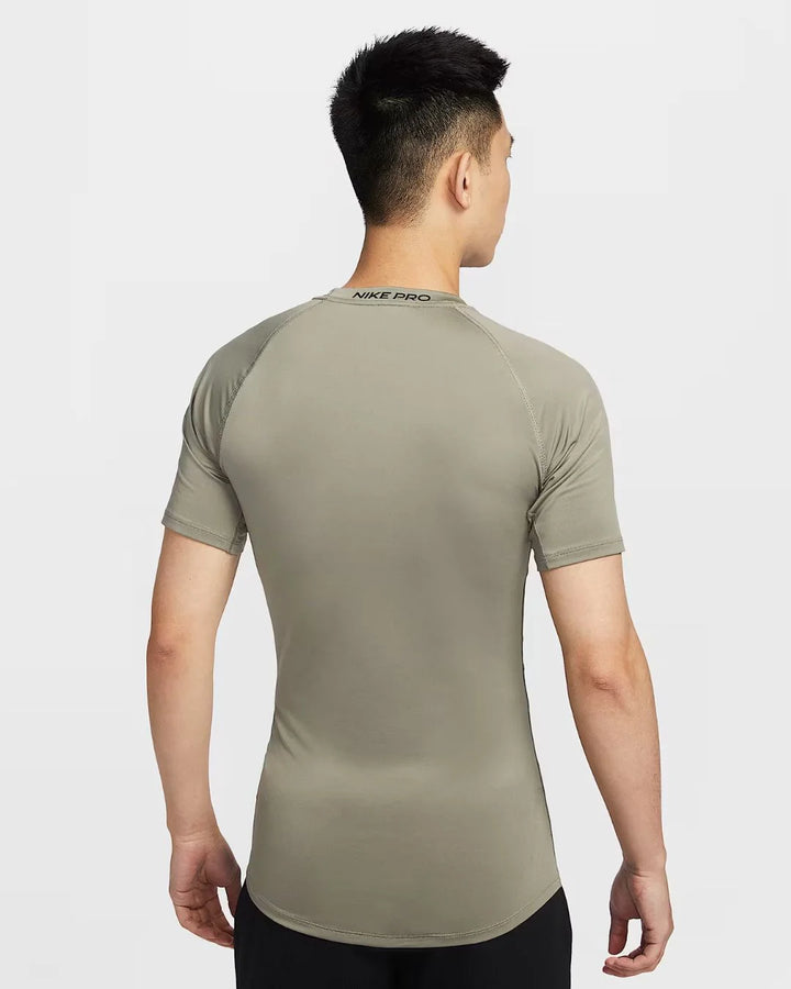 NIKE Pro Men's Dri-Fit Tight Short Sleeve Fitness Top