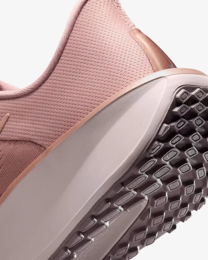 NIKE Quest 6 Women's Road Running Shoes on triQUIP Sports