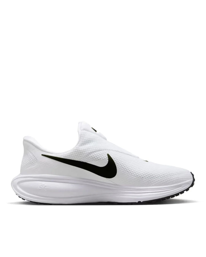 NIKE Revolution 8 Easyon Men Running Shoes on triQUIP Sports
