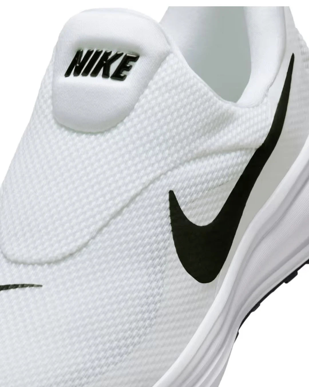 NIKE Revolution 8 Easyon Men Running Shoes on triQUIP Sports