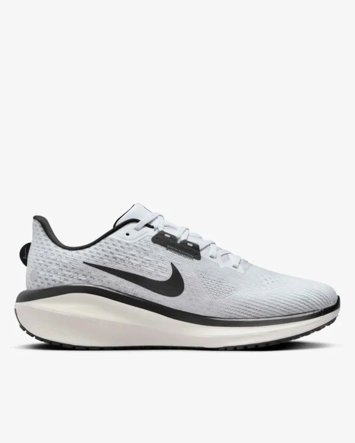 NIKE Vomero 17 Men's Road Running Shoes on triQUIP Sports