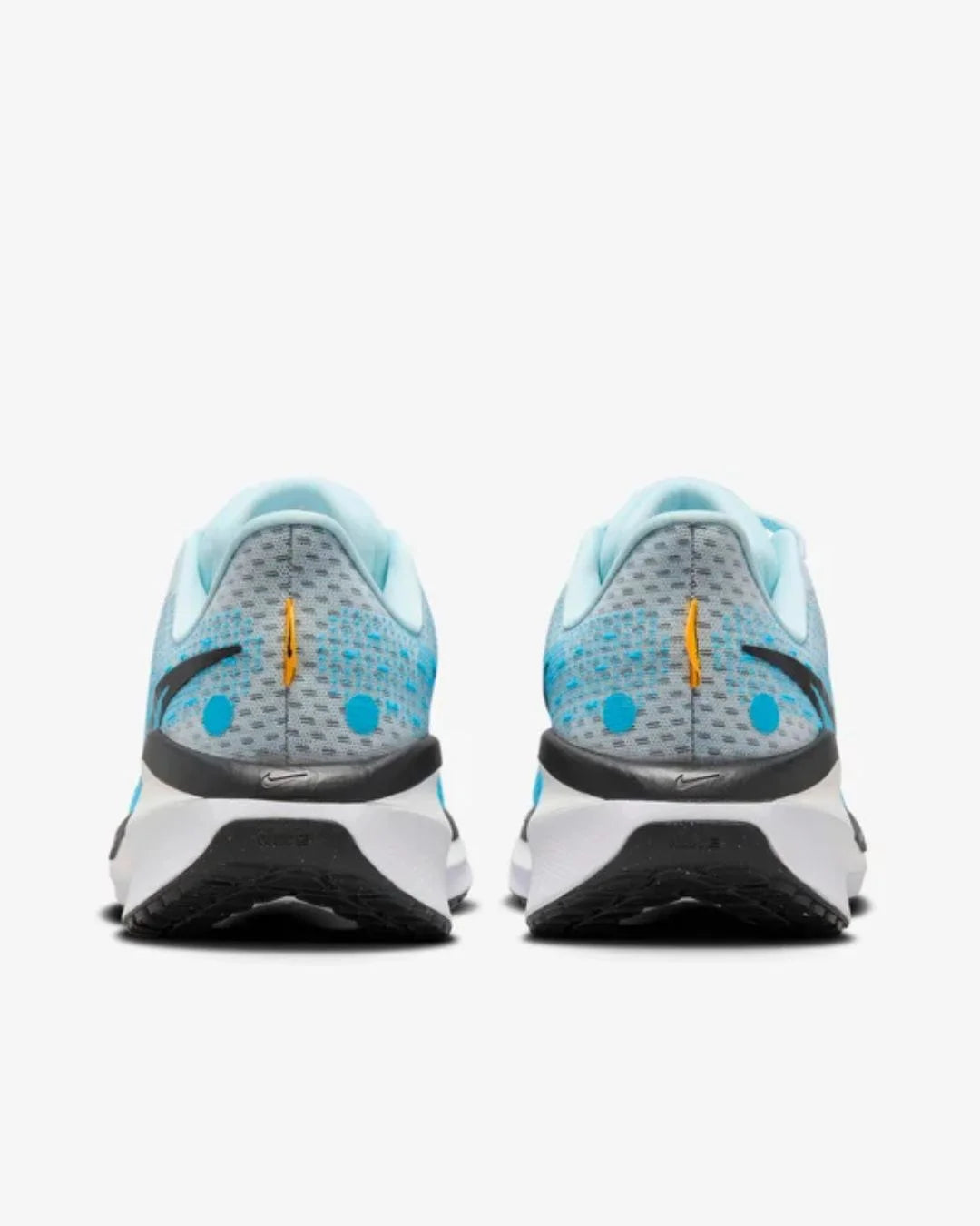 NIKE Vomero 17 Men's Road Running Shoes on triQUIP Sports