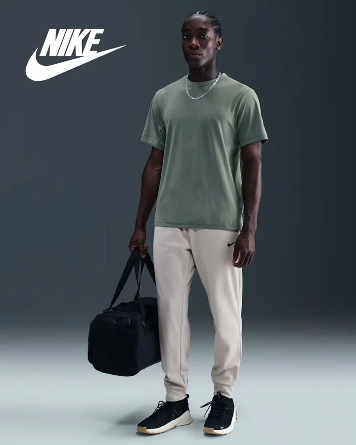 NIKE Dri-FIT UV Hyverse Men's Short-Sleeve Fitness Jersey