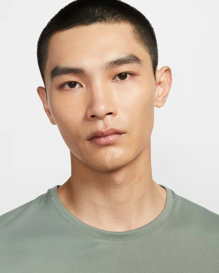 NIKE Dri-FIT UV Miler Men's Short-Sleeve Running Top - Clay Green