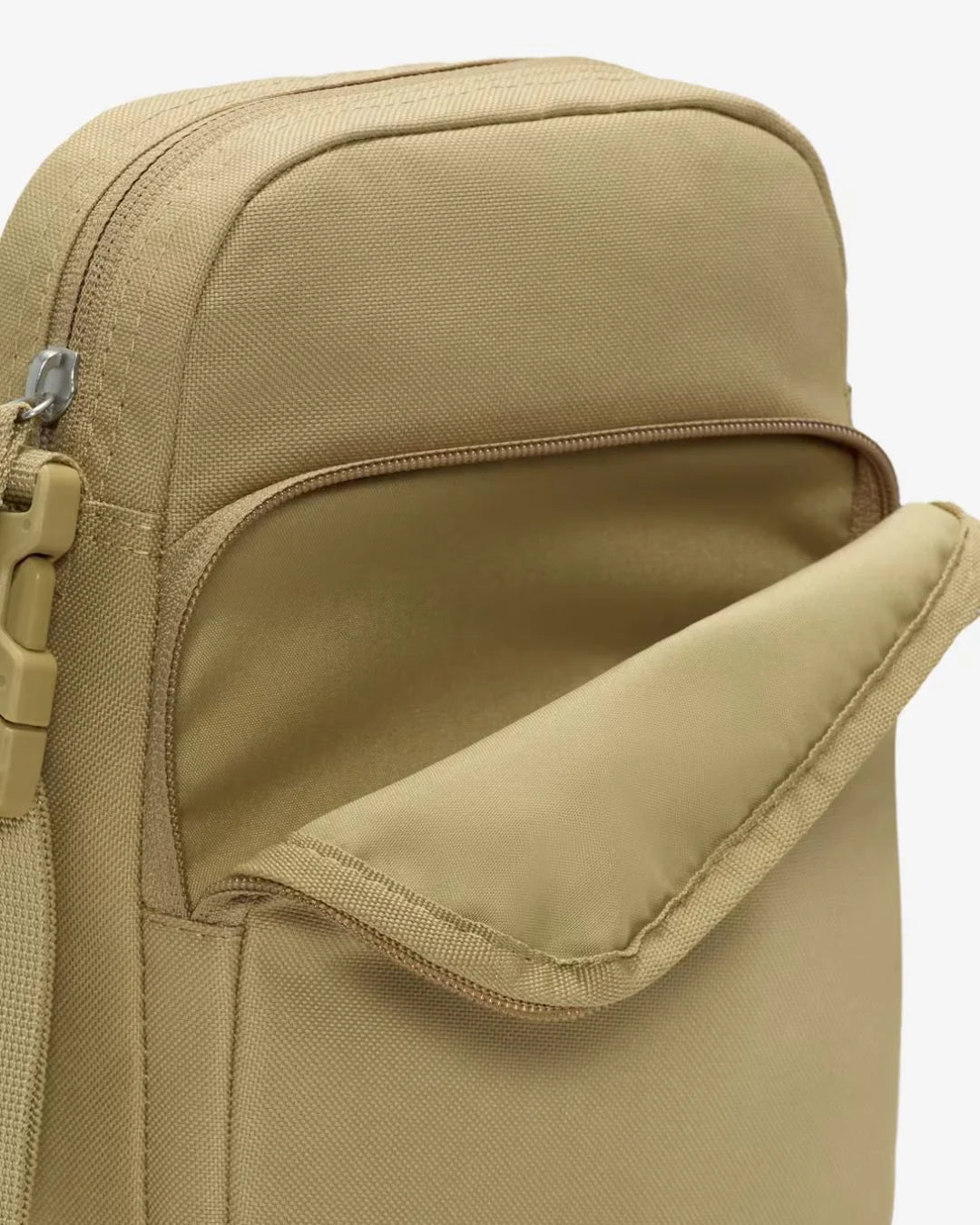 NIKE Heritage Cross Body Bag (4L) on triQUIP Sports