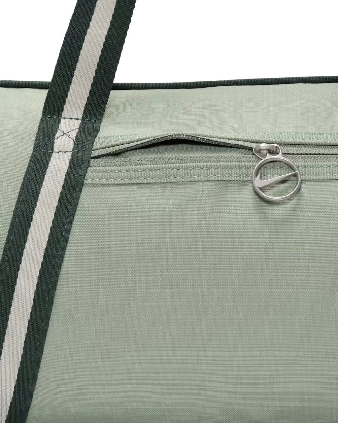 NIKE Heritage Retro Duffel Bag (13L) on triQUIP Sports