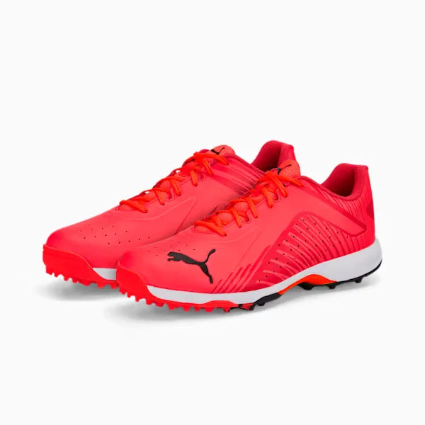 Puma Cricket Shoes on triQUiP Sports