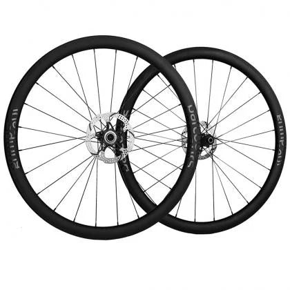 Parcours Carbon Wheel Set on triQUIP Sports