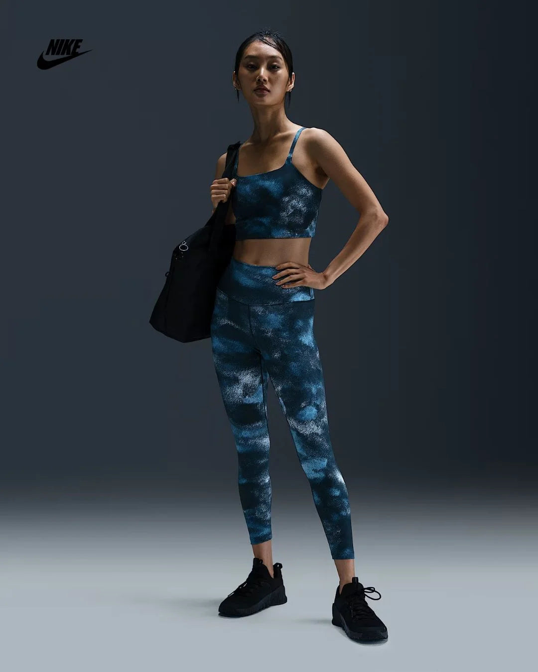 Nike One Women's High-Waisted 7/8 Printed Leggings- Armory Navy/Black S