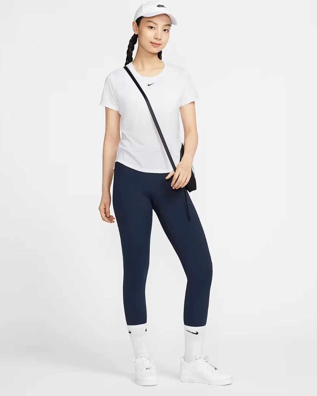 NIKE One Women's High-Waisted 7/8 Leggings on triQUIP sports